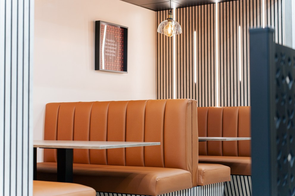 Ashpazi | Dining Booths | Interior Designers